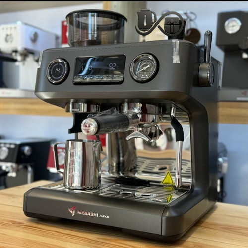 اسپرسوساز مباشی ME-CCM2058 با آسیاب داخلی مشکیی